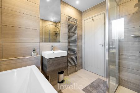 3 bedroom Mews house for sale in Delamere Court, Cleethorpes, DN35