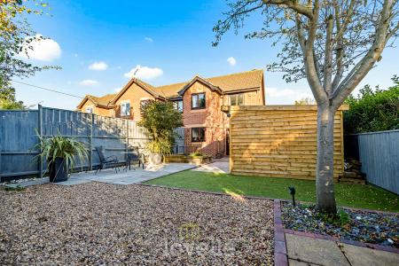 3 bedroom Mews house for sale in Delamere Court, Cleethorpes, DN35
