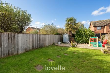 3 bedroom Semi-detached house for sale in Humberston Road, Cleethorpes, DN35