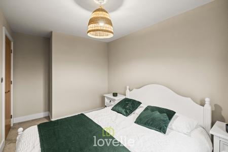 3 bedroom Semi-detached house for sale in Newbold Court, Cleethorpes, DN35