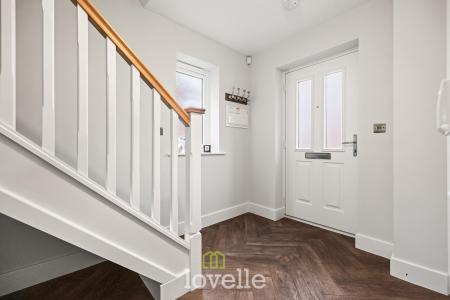 3 bedroom Semi-detached house for sale in Newbold Court, Cleethorpes, DN35