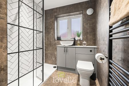 3 bedroom Semi-detached house for sale in Newbold Court, Cleethorpes, DN35