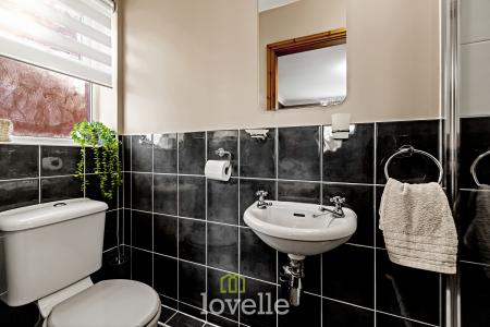 3 bedroom Detached house for sale in Garrick Lane, New Waltham, DN36