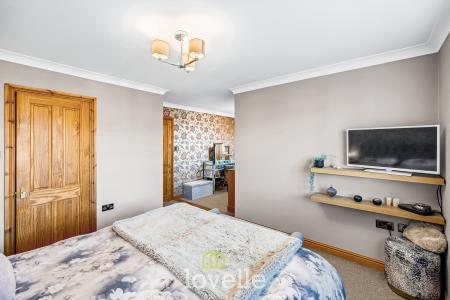 3 bedroom Detached house for sale in Garrick Lane, New Waltham, DN36