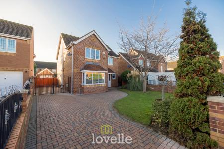 3 bedroom Detached house for sale in Garrick Lane, New Waltham, DN36