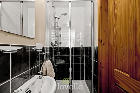 3 bedroom Detached house for sale in Garrick Lane, New Waltham, DN36