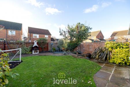 3 bedroom Detached house for sale in Garrick Lane, New Waltham, DN36