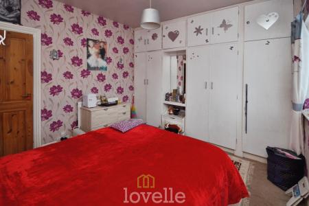 3 bedroom Terraced House for sale in Lovett Street, Cleethorpes, DN35
