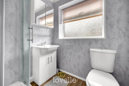 2 bedroom Terraced House for sale in Hinkler Street, Cleethorpes, DN35