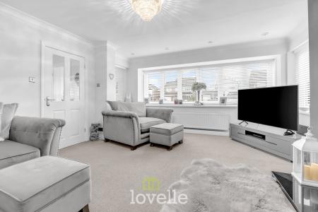 5 bedroom Detached house for sale in Chichester Road, Cleethorpes, DN35