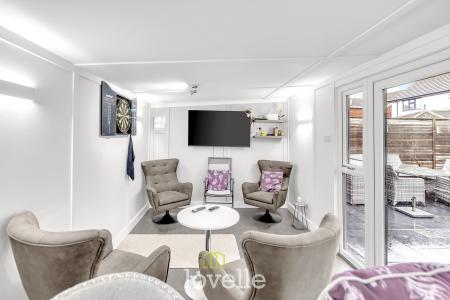 5 bedroom Detached house for sale in Chichester Road, Cleethorpes, DN35