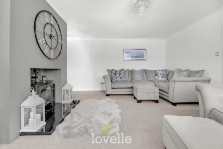 5 bedroom Detached house for sale in Chichester Road, Cleethorpes, DN35