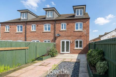 3 bedroom Town house for sale in Saunby Grove, Cleethorpes, DN35