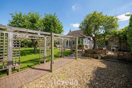 2 bedroom Cottage for sale in Church Lane, Humberston, DN36