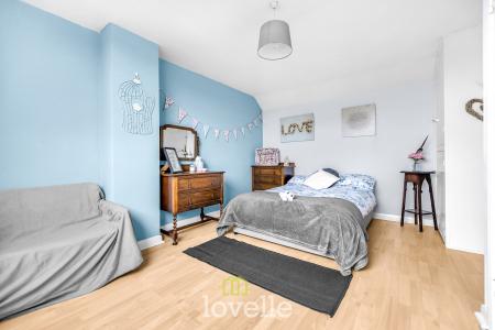 3 bedroom Semi-detached bungalow for sale in Pretymen Crescent, New Waltham, DN36