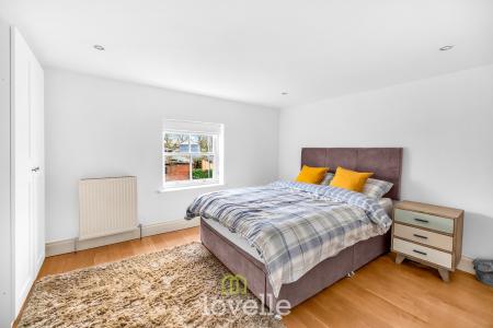 4 bedroom Detached house for sale in Main Street, Fulstow, LN11