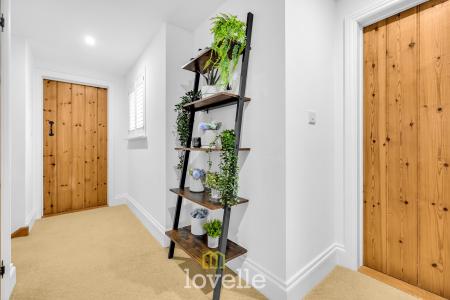 4 bedroom Detached house for sale in Main Street, Fulstow, LN11