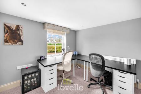 4 bedroom Detached house for sale in Main Street, Fulstow, LN11