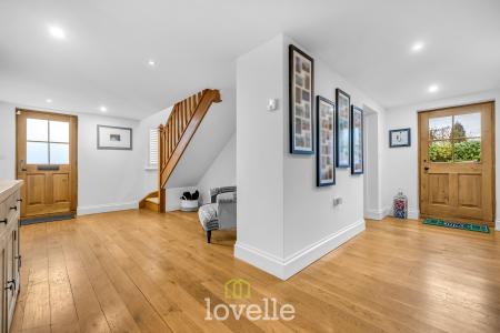 4 bedroom Detached house for sale in Main Street, Fulstow, LN11