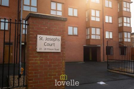 2 bedroom Apartment for sale in St Josephs Court, Cleethorpes, DN35