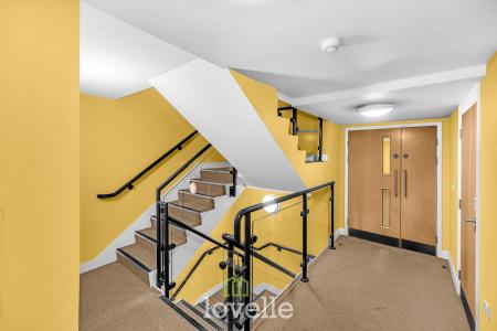 2 bedroom Apartment for sale in St Josephs Court, Cleethorpes, DN35