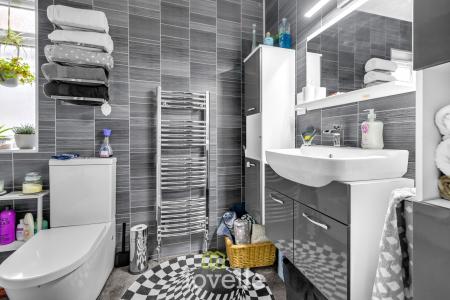 5 bedroom Town house for sale in Harrington Street, Cleethorpes, DN35