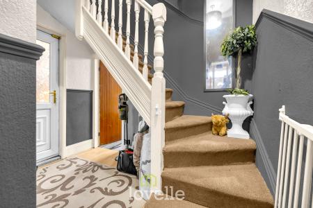 5 bedroom Town house for sale in Harrington Street, Cleethorpes, DN35