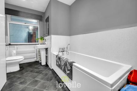 2 bedroom Semi-detached bungalow for sale in Lock Road, North Cotes, DN36