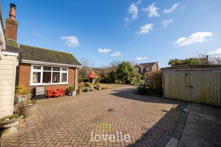 2 bedroom Semi-detached bungalow for sale in Lock Road, North Cotes, DN36