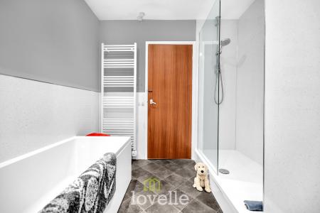 2 bedroom Semi-detached bungalow for sale in Lock Road, North Cotes, DN36