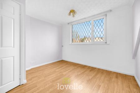 3 bedroom Semi-detached house for sale in Findlay Crescent, New Waltham, DN36