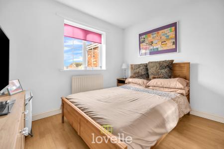 3 bedroom Semi-detached house for sale in Primrose Way, Cleethorpes, DN35