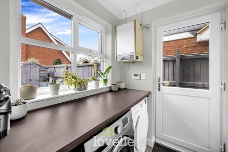 4 bedroom Detached house for sale in Newlands Park, Humberston, DN36