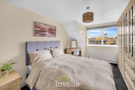 4 bedroom Detached house for sale in Newlands Park, Humberston, DN36