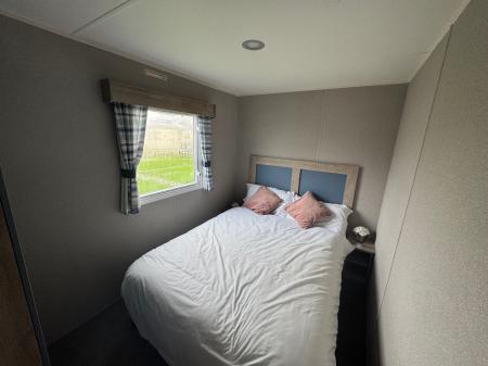 3 bedroom Park home for sale in North Sea Lane, Cleethorpes, DN36