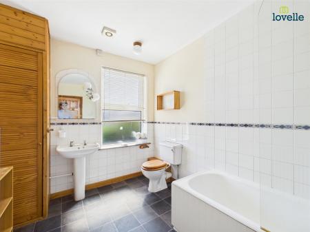 4 bedroom Terraced House for sale in Nelthorpe Street, Lincoln, LN5