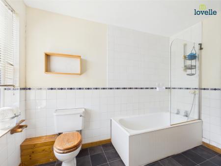 4 bedroom Terraced House for sale in Nelthorpe Street, Lincoln, LN5