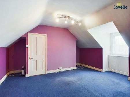 4 bedroom Terraced House for sale in Sibthorp Street, Lincoln, LN5