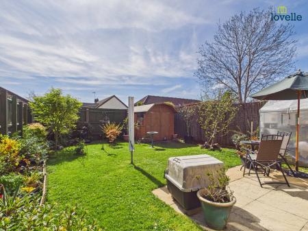 2 bedroom Semi-detached bungalow for sale in Hawthorn Chase, Cherry Willingham, LN3