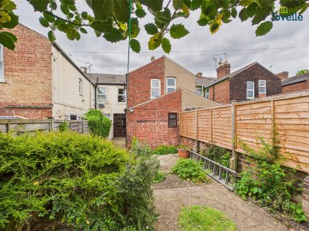 3 bedroom Terraced House for sale in Hewson Road, Lincoln, LN1