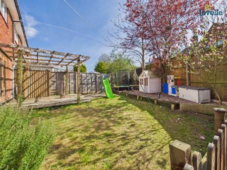 3 bedroom Semi-detached house for sale in Nettleton Road, Caistor, LN7