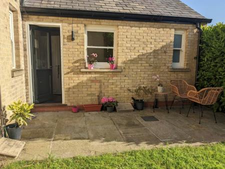 1 bedroom Flat for sale in The Old Rectory, Sturton By Stow, LN1