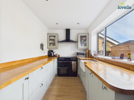 3 bedroom Detached house for sale in Willowfield Avenue, Nettleham, LN2