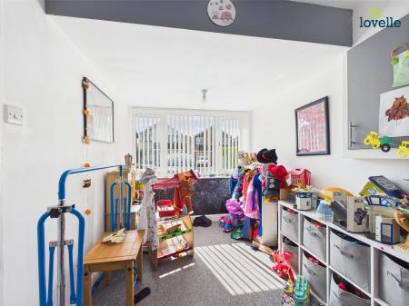 3 bedroom Detached house for sale in Willowfield Avenue, Nettleham, LN2