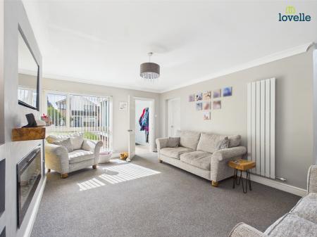 3 bedroom Detached house for sale in Willowfield Avenue, Nettleham, LN2