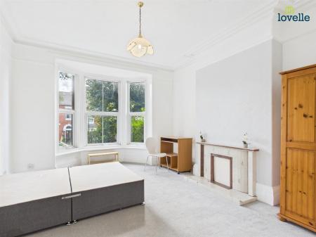 6 bedroom House to let in West Parade, Lincoln