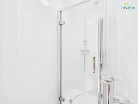 6 bedroom House to let in West Parade, Lincoln