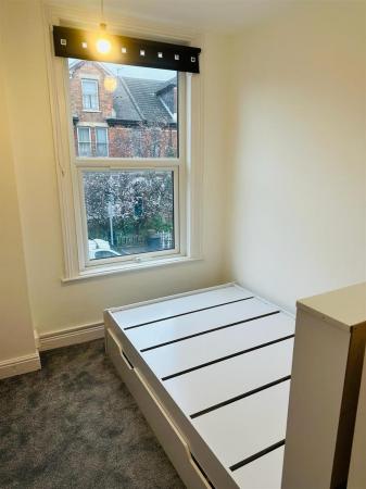 5 bedroom House to let in West Parade, Lincoln