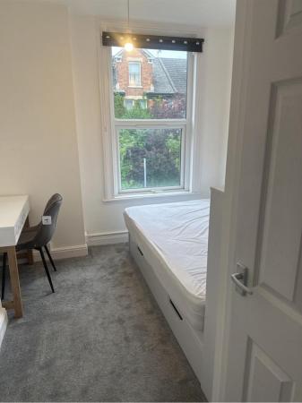 5 bedroom House to let in West Parade, Lincoln