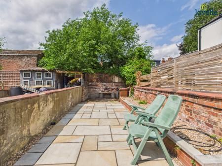 4 bedroom Terraced House for sale in Charles Street West, Lincoln, LN1